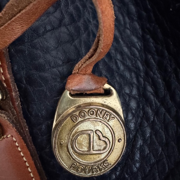 Dooney & Bourke Bucket-Style Bag - Picture 3 of 4